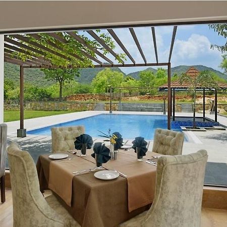 The Hunting Lodge Resort Udaipur - Villas & Pool Dabok Екстер'єр фото