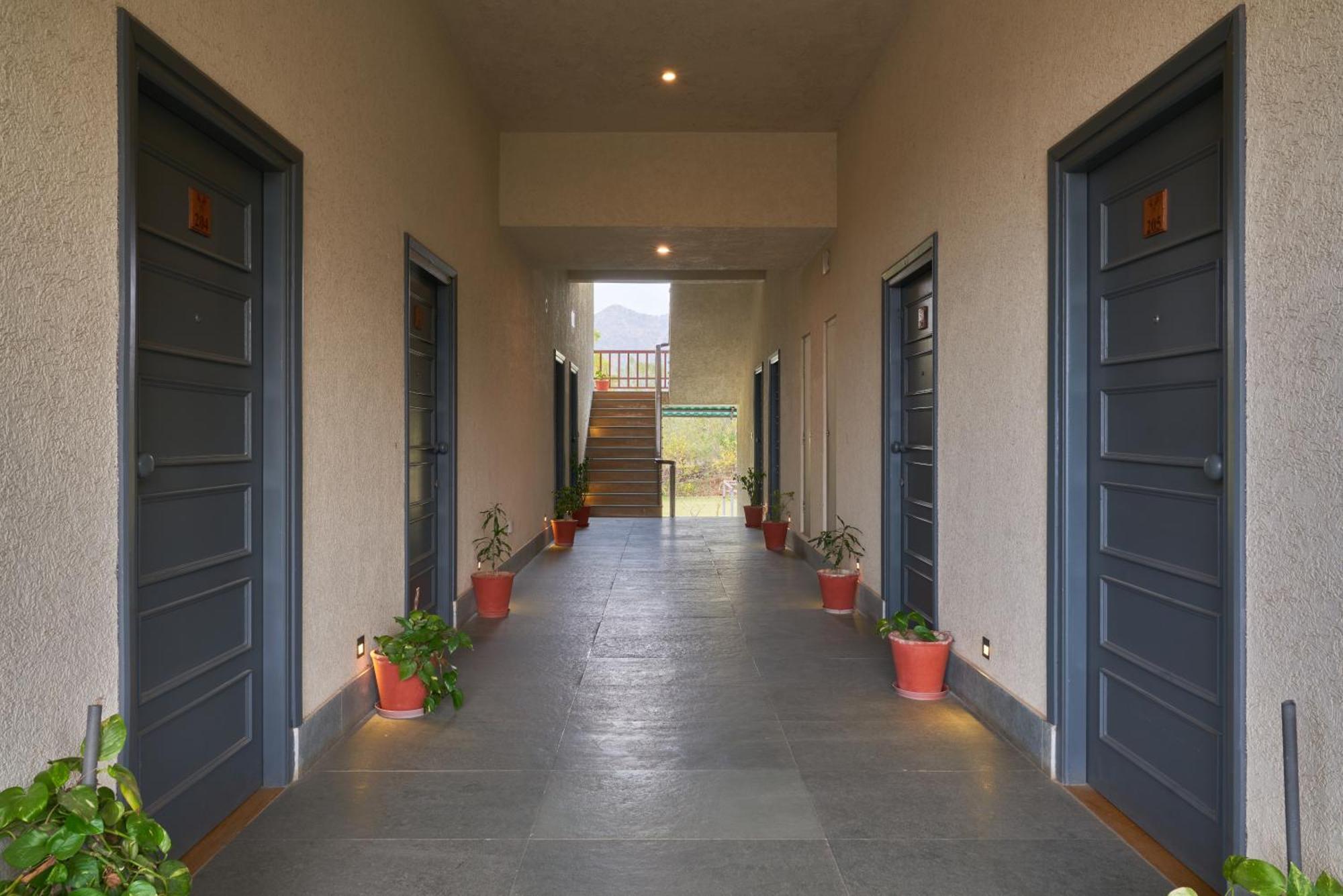 The Hunting Lodge Resort Udaipur - Villas & Pool Dabok Екстер'єр фото