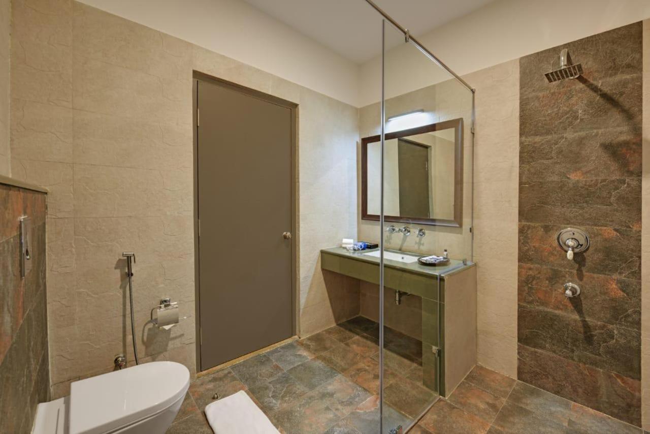 The Hunting Lodge Resort Udaipur - Villas & Pool Dabok Екстер'єр фото