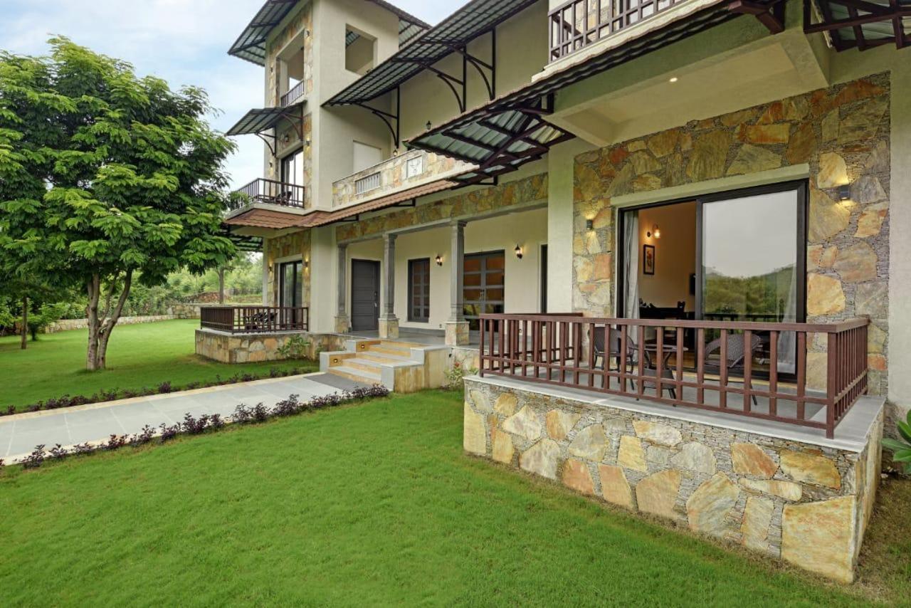 The Hunting Lodge Resort Udaipur - Villas & Pool Dabok Екстер'єр фото