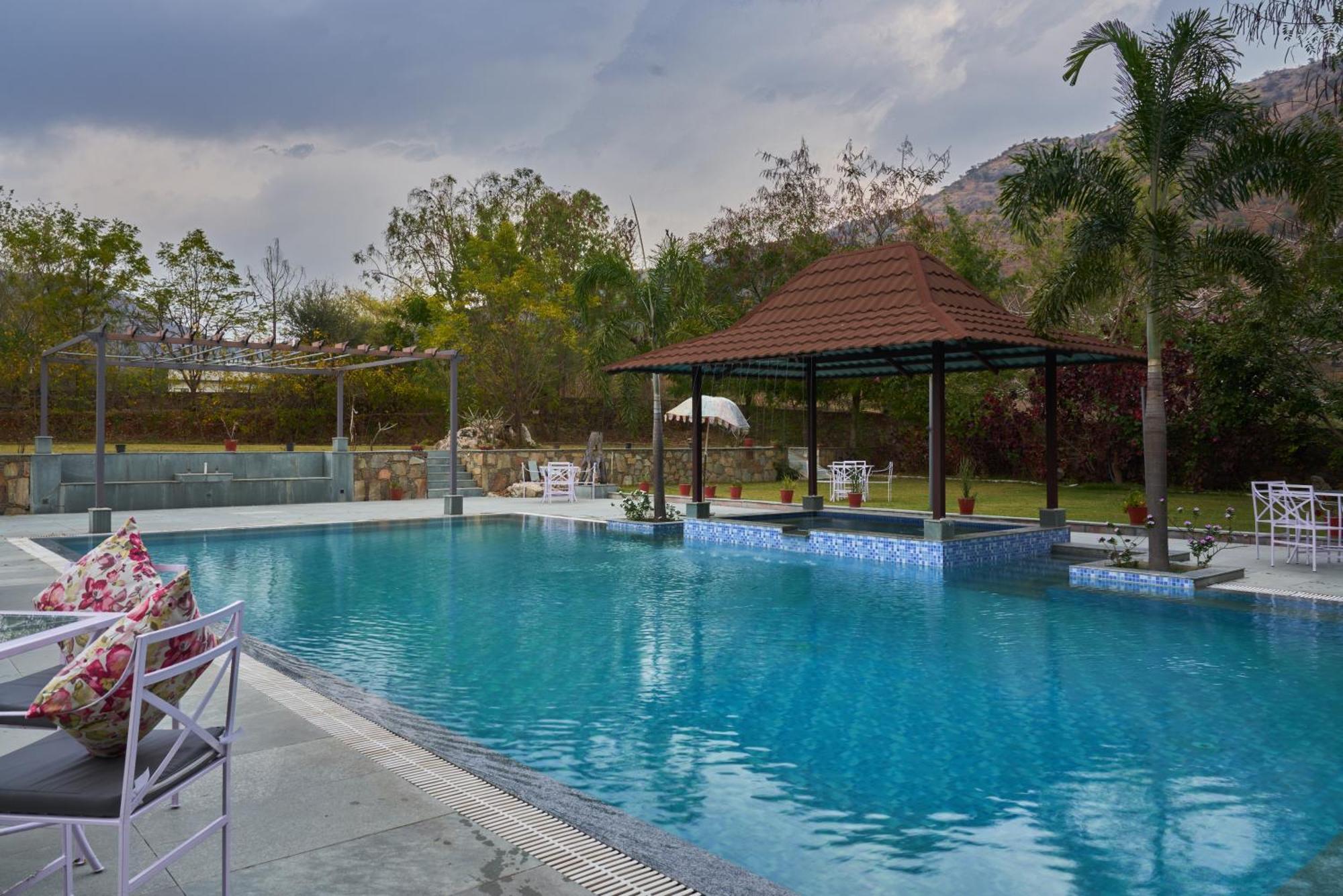 The Hunting Lodge Resort Udaipur - Villas & Pool Dabok Екстер'єр фото