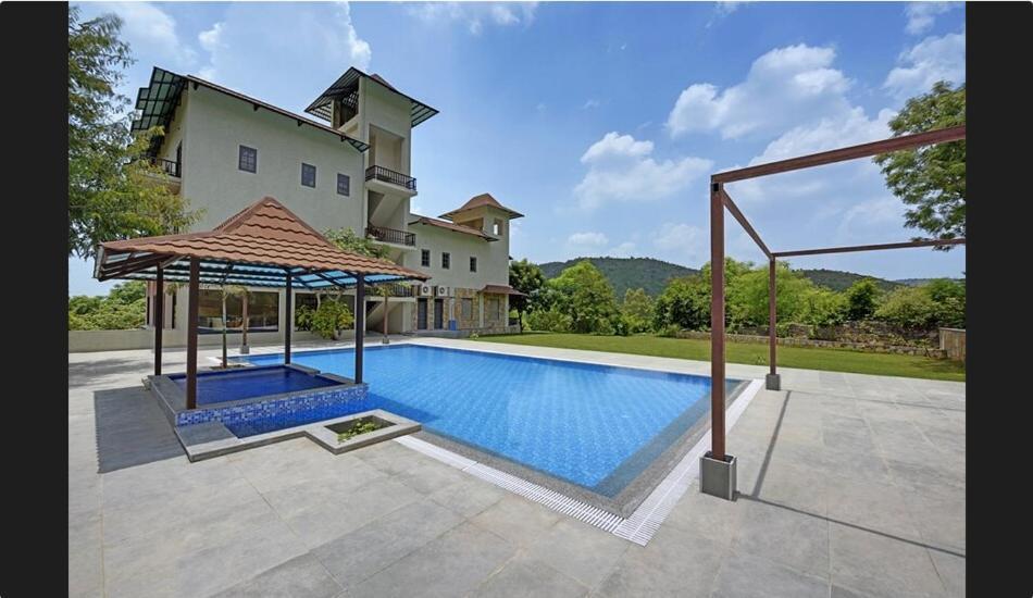 The Hunting Lodge Resort Udaipur - Villas & Pool Dabok Екстер'єр фото